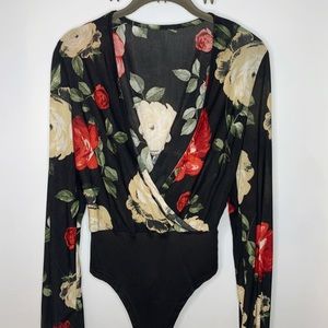 SHEIN Body con estampado floral